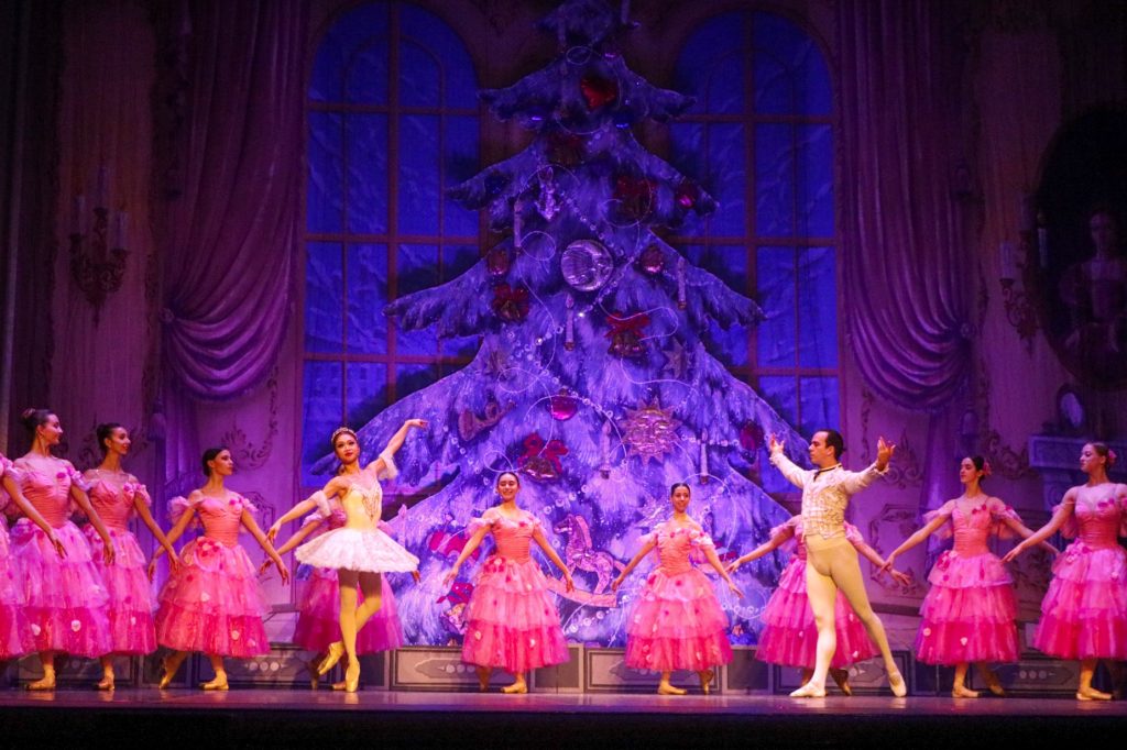 El Cascanueces del Ballet de Kiev llena de magia navideña el Teatro Coliseum de Barcelona