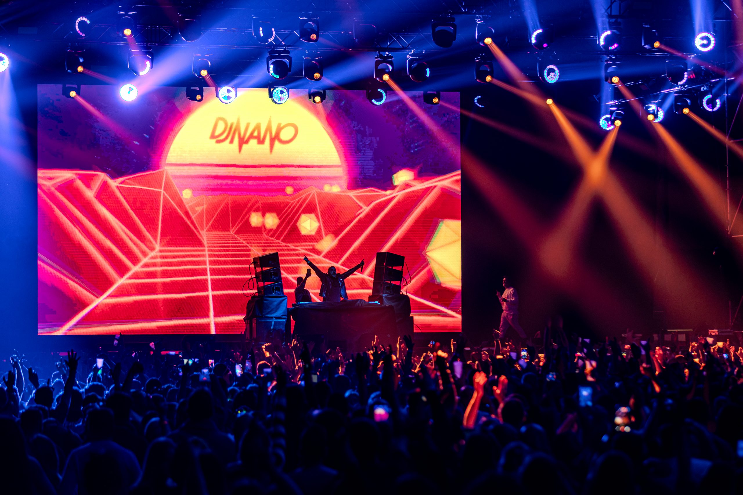 ORO VIEJO BY DJ NANO SE CONSOLIDA EN IFEMA MADRID Y REÚNE A MÁS DE 20.000 PERSONAS EN DOS GRANDES CITAS NAVIDEÑAS