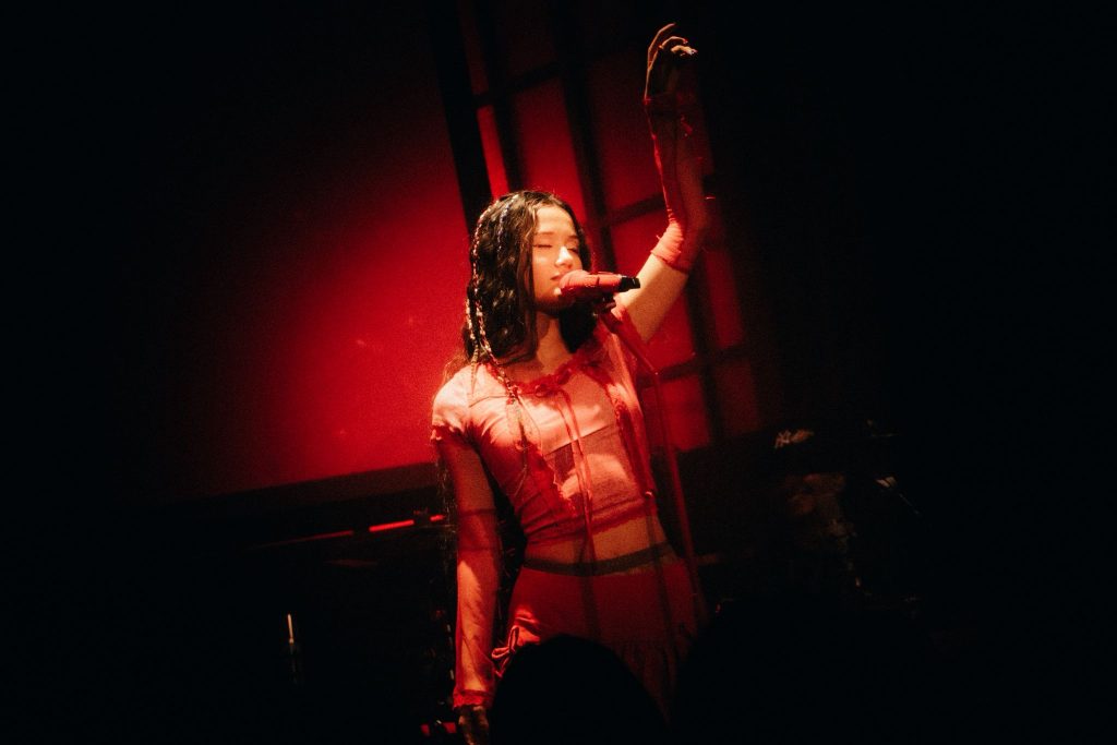 Joaquina en Madrid: el momento en que la vulnerabilidad se vuelve escenario