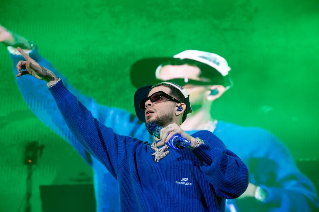 Dei V conquista Barcelona con su “Underwater Tour”: reguetón, trap y una noche de pura energía en el Palau Sant Jordi