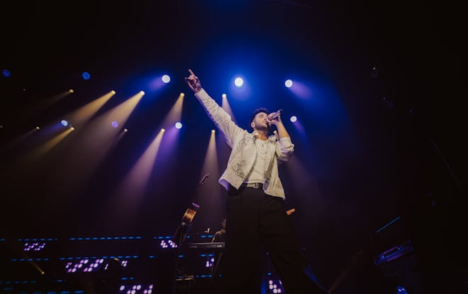 ANTONIO JOSÉ ILUMINA MADRID CON “LUZ” Y ESTRENA EN LIVE LAS VENTAS SU GIRA 2026