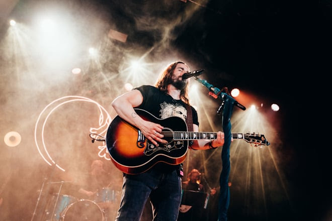 MADRID SE RINDE ANTE ANDRÉS SUÁREZ EN LA PRESENTACIÓN DE LÚA