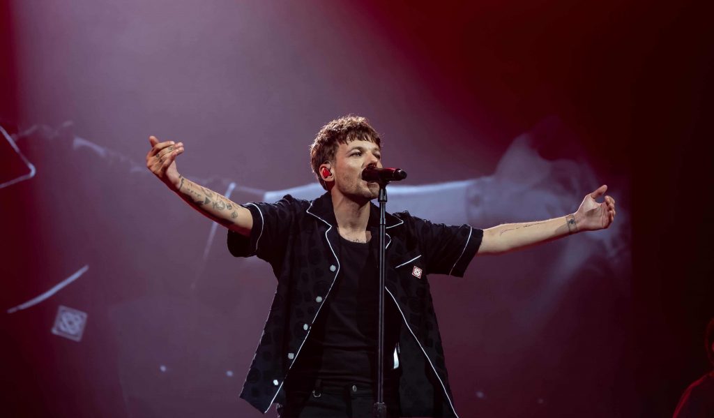 Louis Tomlinson convierte Madrid en un ritual emocional colectivo