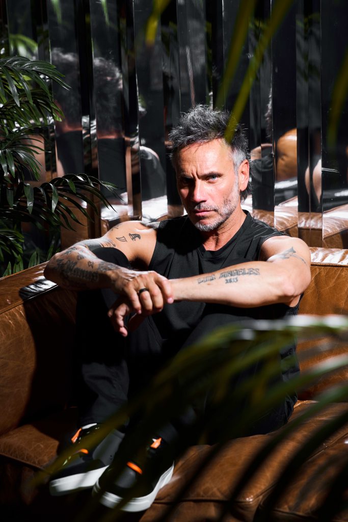 NEK AGOTA BARCELONA Y LLEVARÁ A MADRID UNA DE LAS NOCHES CLAVE DE SU REGRESO A ESPAÑA