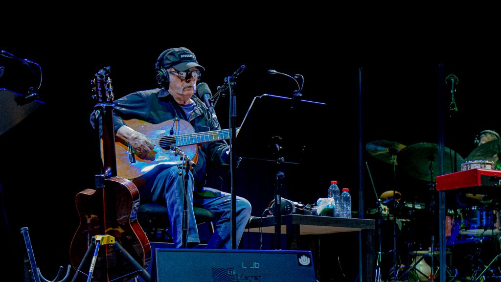 LA TROBA CUBANA REVOLUCIONA EL ROIG ARENA