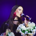 Aria Vega convierte la sala 2 de Razzmatazz en una pequeña fiesta caribeña