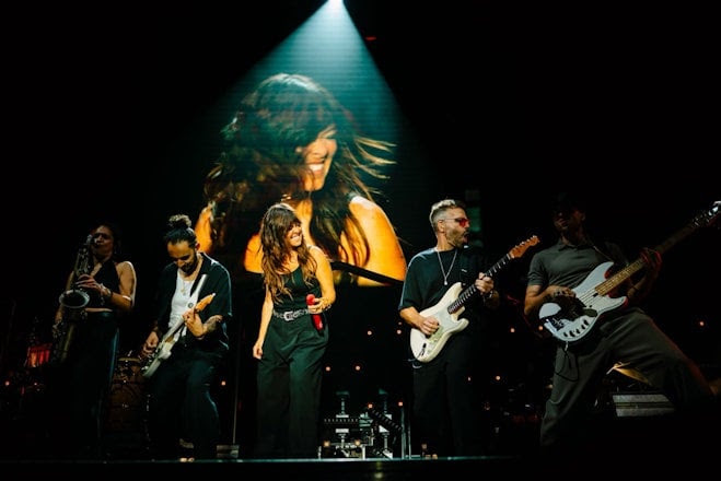 VANESA MARTÍN CIERRA ‘CASA MÍA TOUR’ TRAS MÁS DE UN AÑO DE GIRA Y CELEBRANDO SUS 20 AÑOS DE TRAYECTORIA
