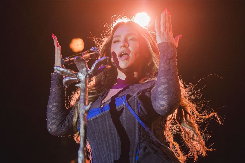 Lia Kali se corona en el MMVV y se alía con Shakira en Madrid justo antes del histórico Red Bull Symphonic de mañana